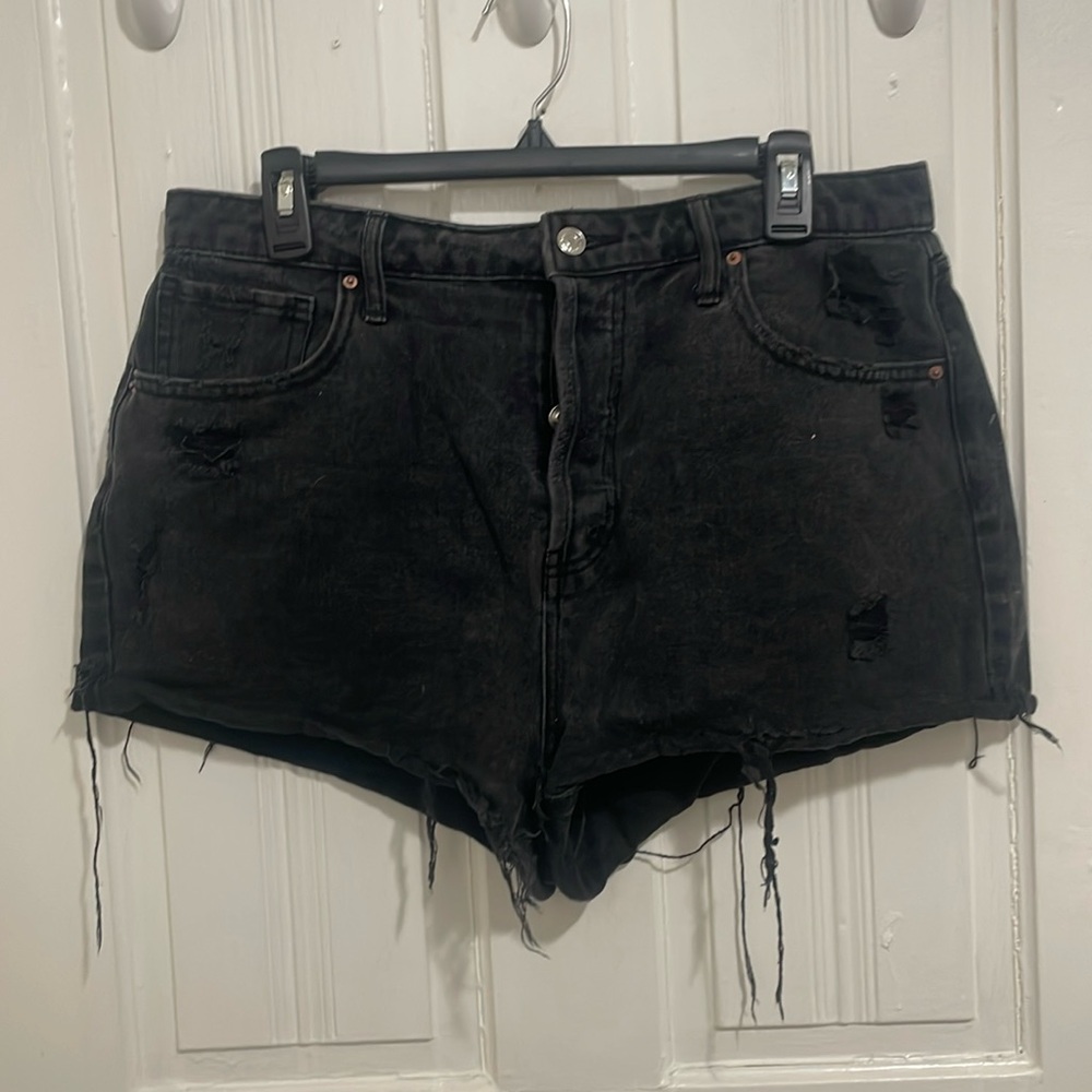Wild Fable Black High Rise Distressed 5-Pocket Frayed Hem Denim Shorts Size 12
